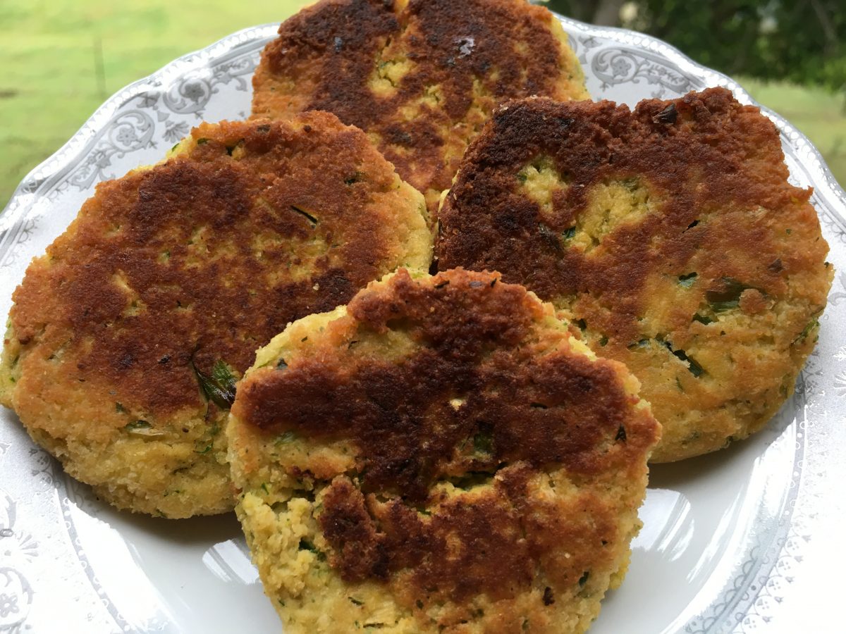 ZUCCHINI FRITTERS