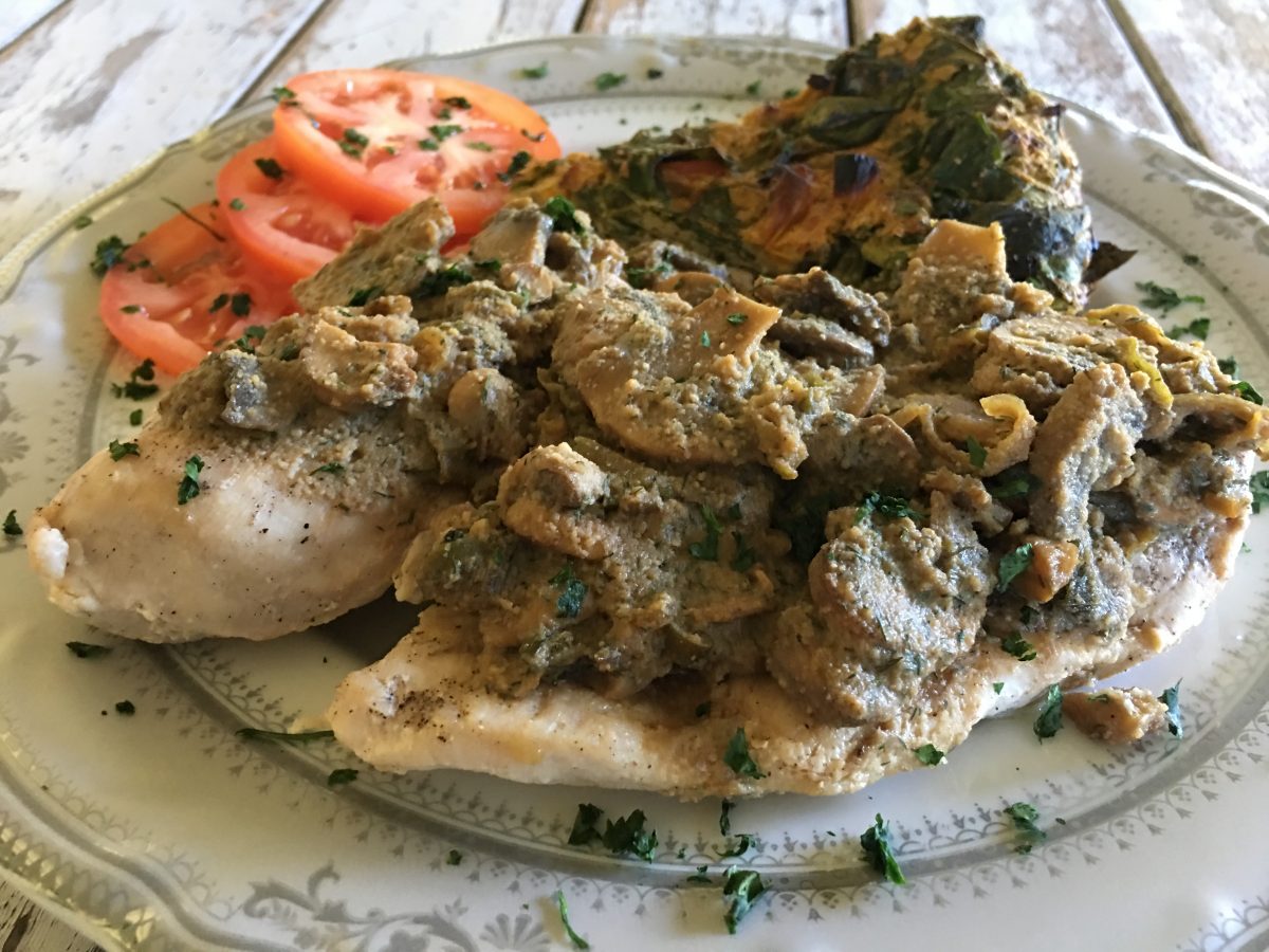 CHICKEN WITH MUSHROOM SAUCE