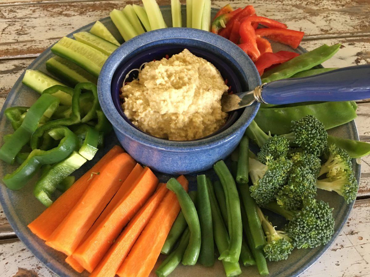 MACADAMIA, GINGER AND LIME DIP