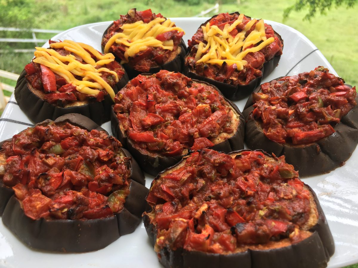 MINI VEGETARIAN PIZZAS
