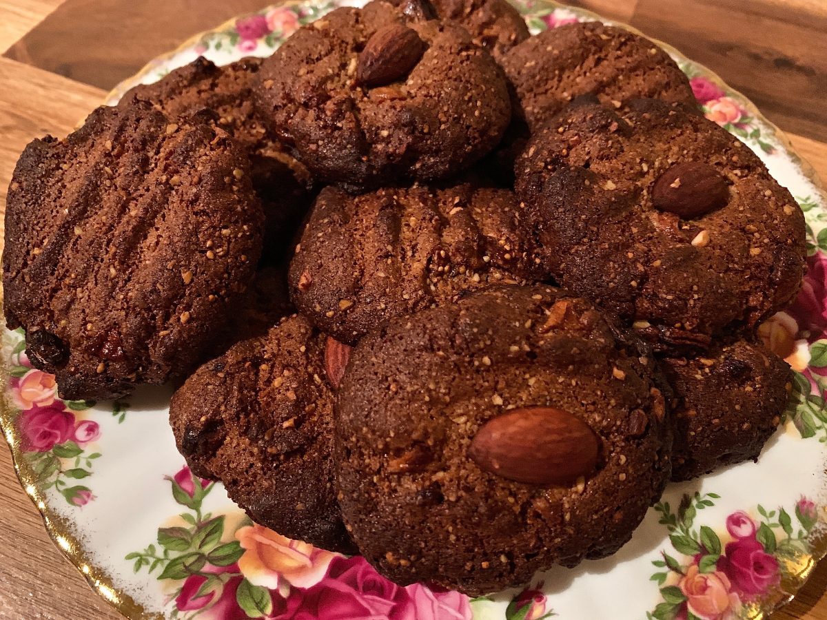 FIG AND CINNAMON COOKIES