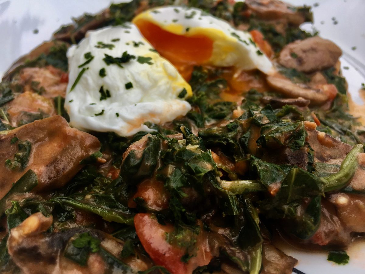 MUSHROOM AND KALE BREAKFAST