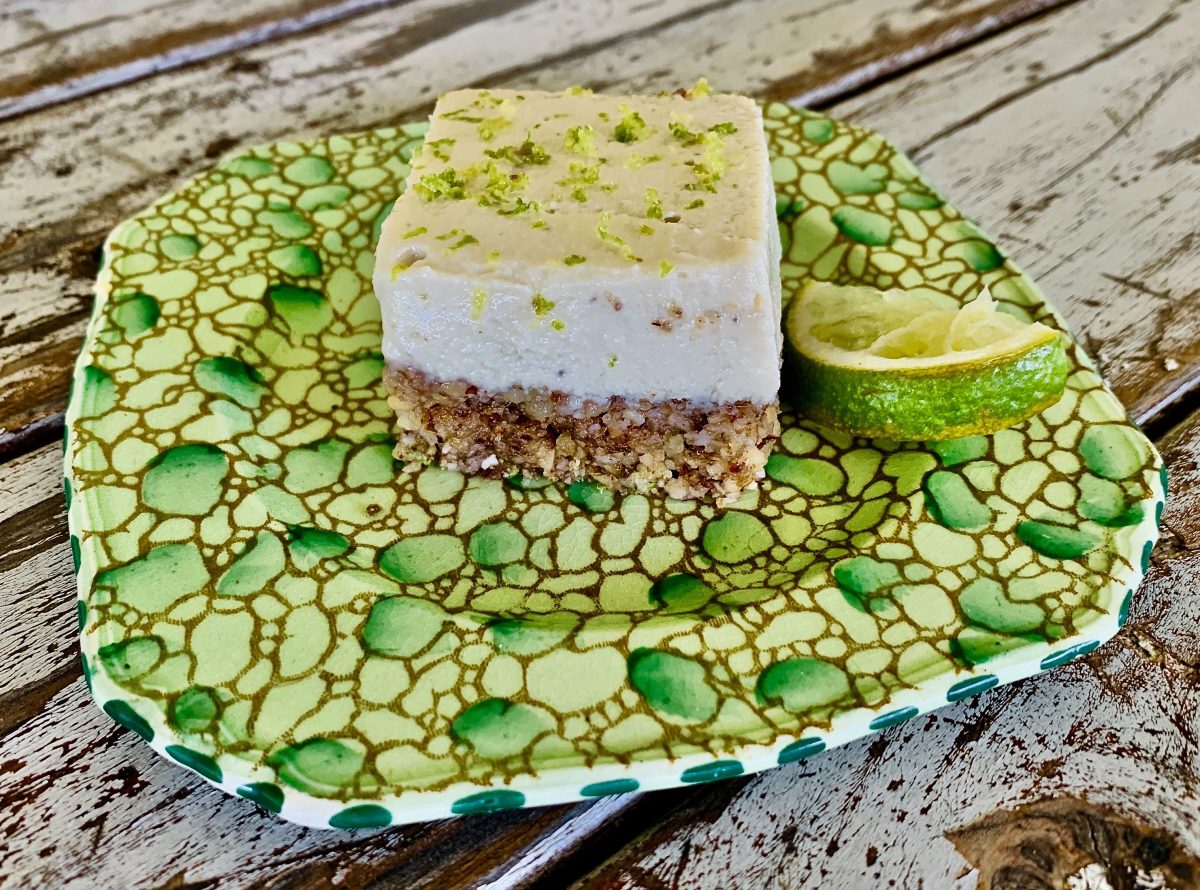 RAW VEGAN LIME SLICE