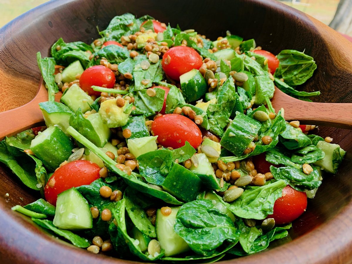 SPINACH, LENTIL, TOMATO AND LIME SALAD