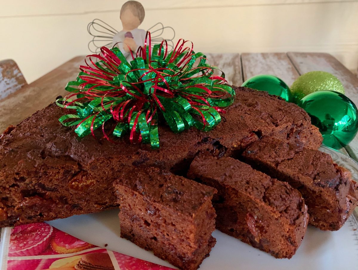 CHRISTMAS CAKE