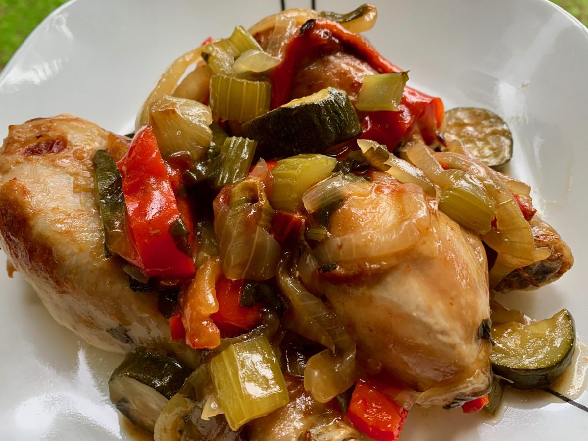 BAKED CHICKEN AND VEGETABLES