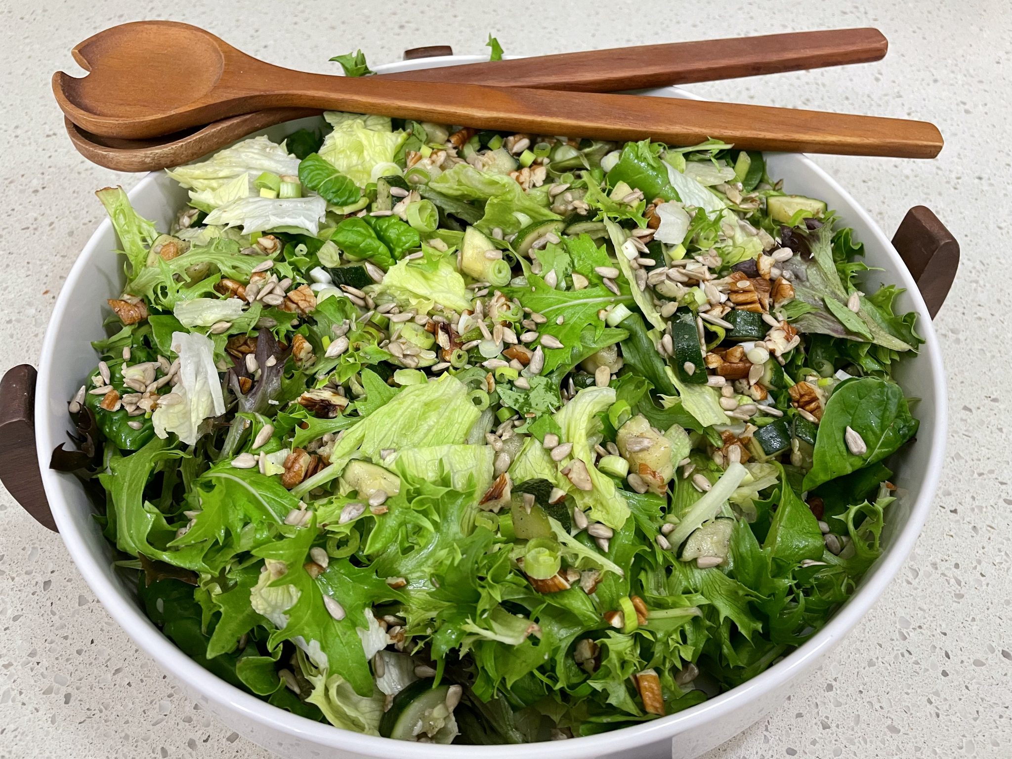 ZUCCHINI AND PECAN SALAD
