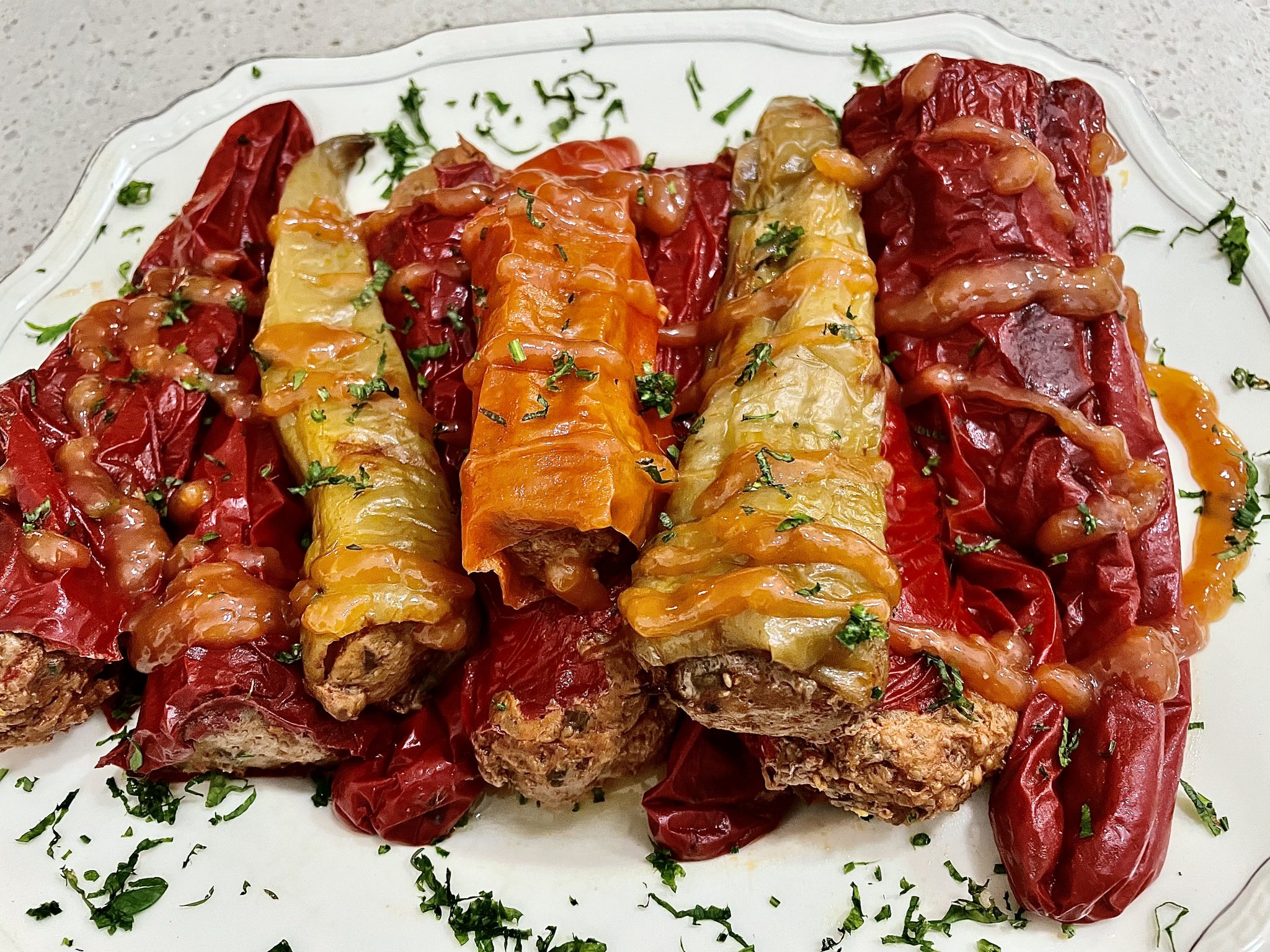 SLOW COOKER HERB AND TURKEY STUFFED CAPSICUMS