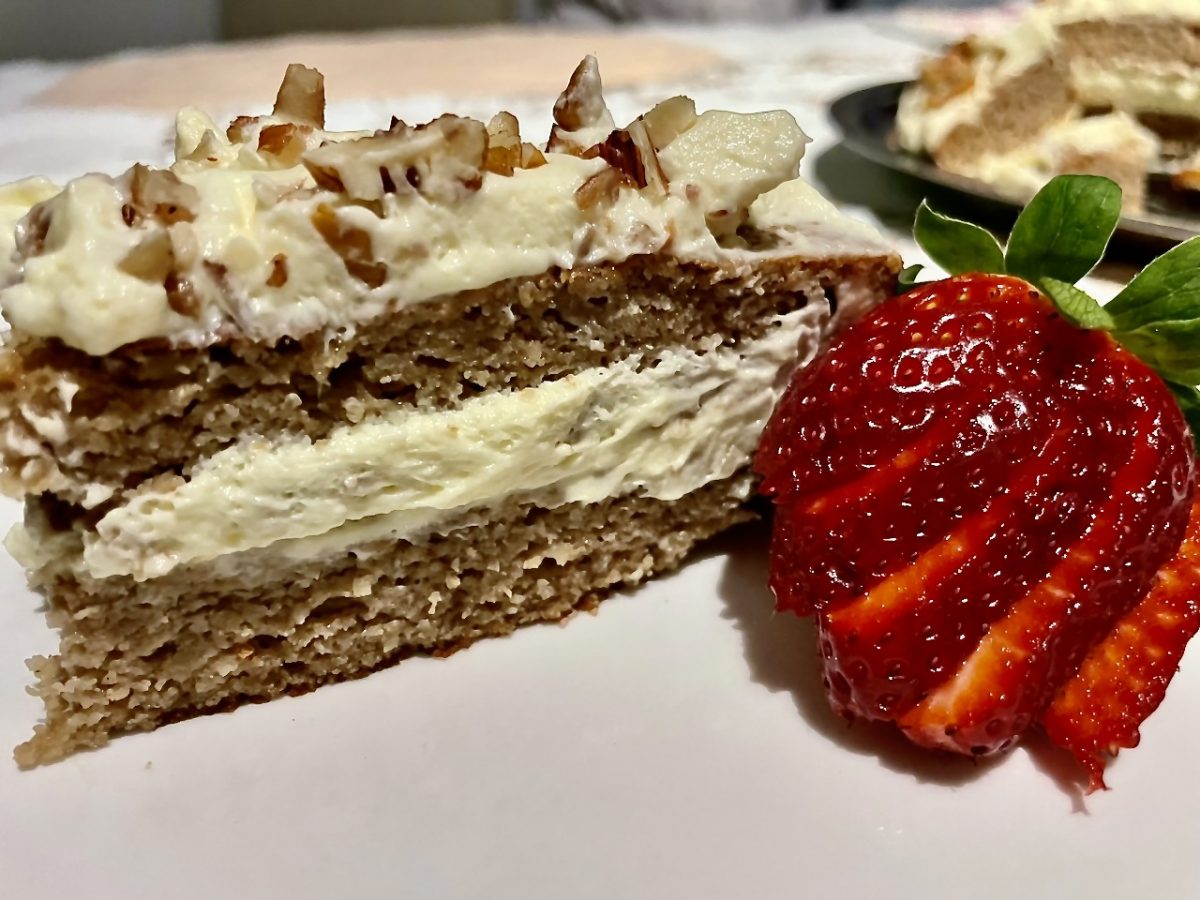 HUMMINGBIRD CAKE